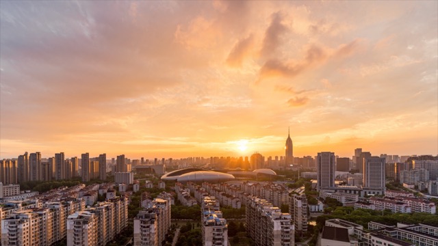 「新北」奥体中心、传媒大厦火烧云日转夜