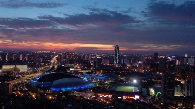 「新北」奥体中心夜景