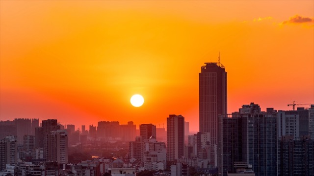 「钟楼」凯纳豪生日落