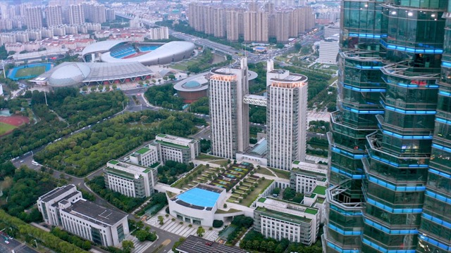 「新北」传媒运镜到市政府