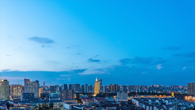 天宁宝塔 日转夜亮灯