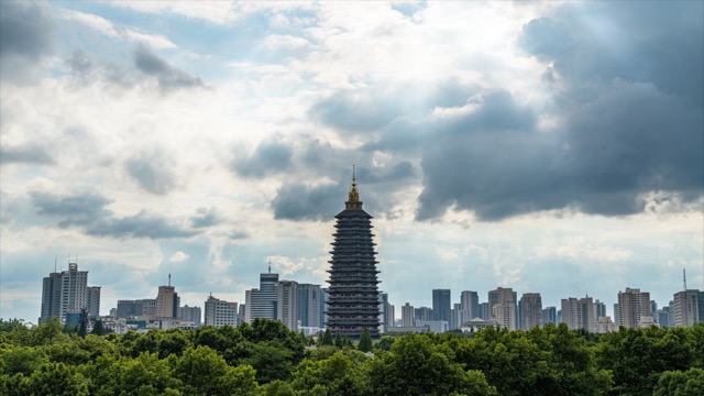 天宁宝塔 雨后