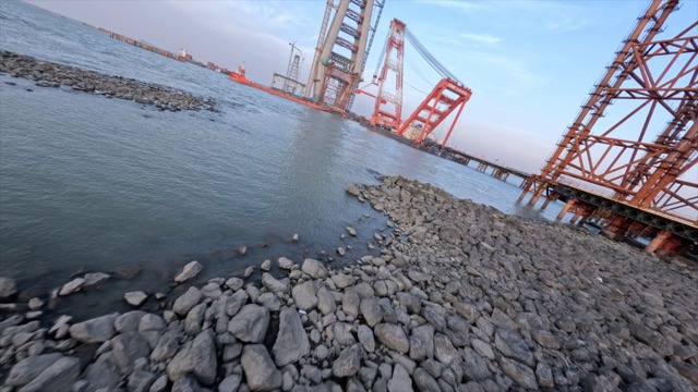 「新北」常泰大桥水面飞行