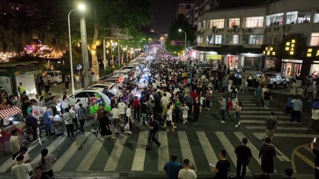 溧阳夜集市