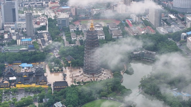 「天宁」红梅公园，天宁寺，云海梅雨季航拍