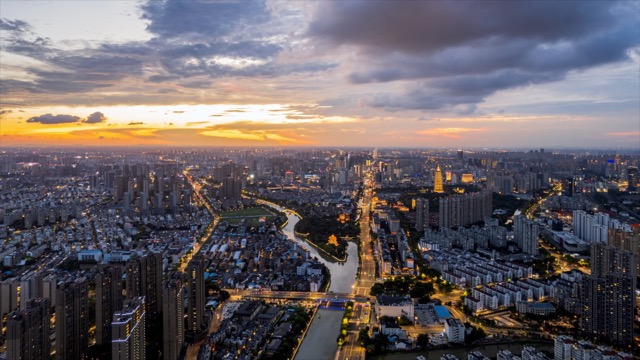 「天宁」京杭运河，城区大景火烧云