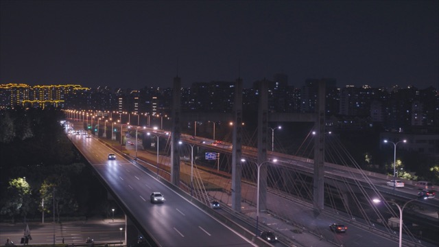 「钟楼」五星大桥夜景车流