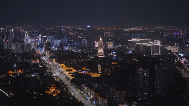 「天宁」主城区夜景