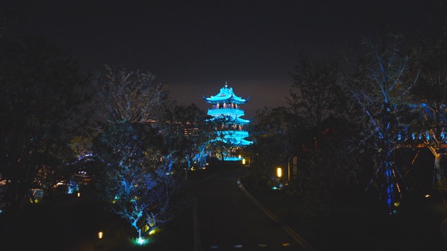 「钟楼」中吴宾馆