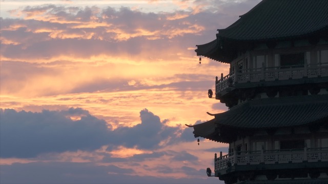 「天宁」晚霞中的天宁宝塔