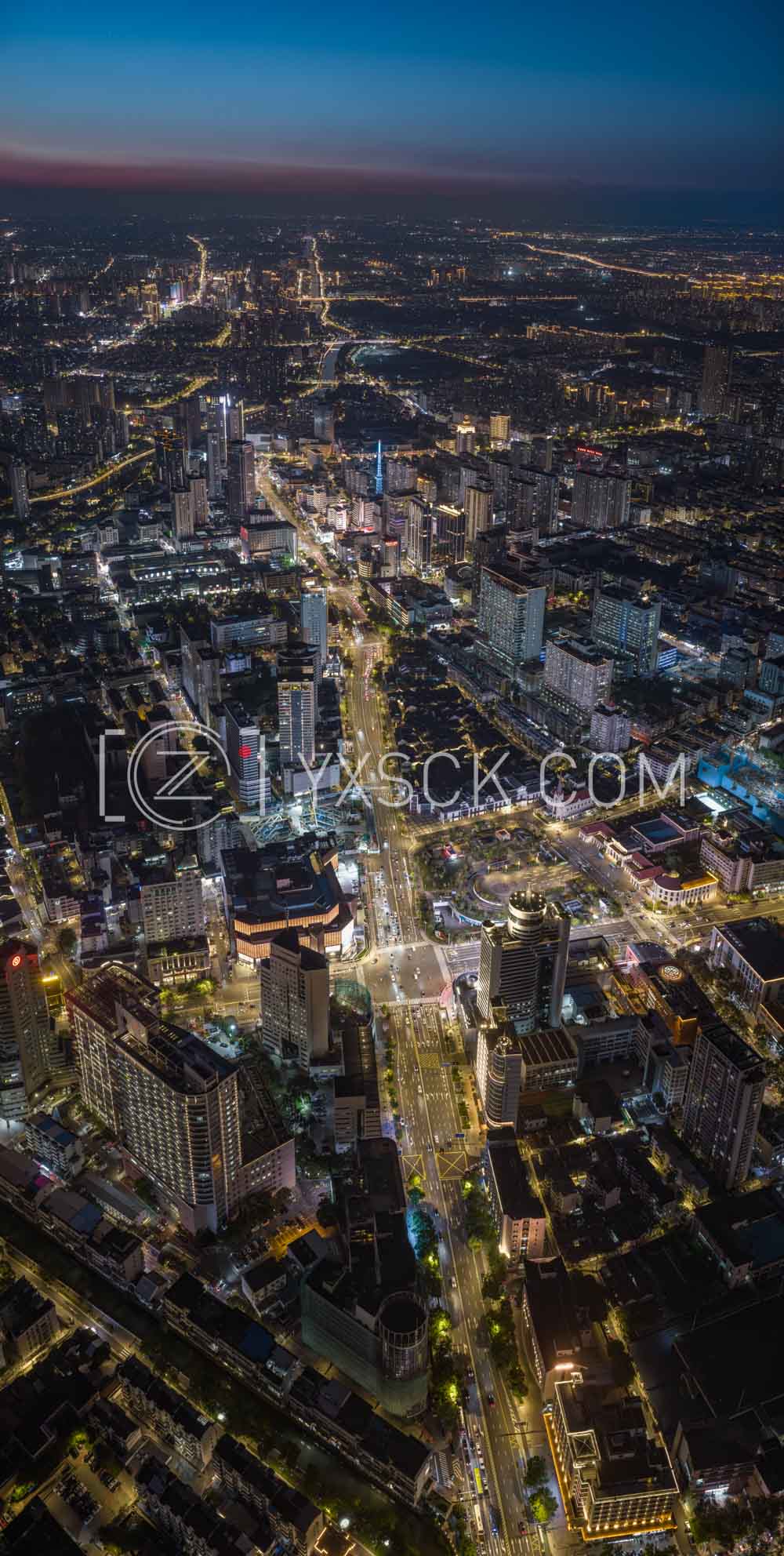「天宁」天宁钟楼城区延陵路夜景