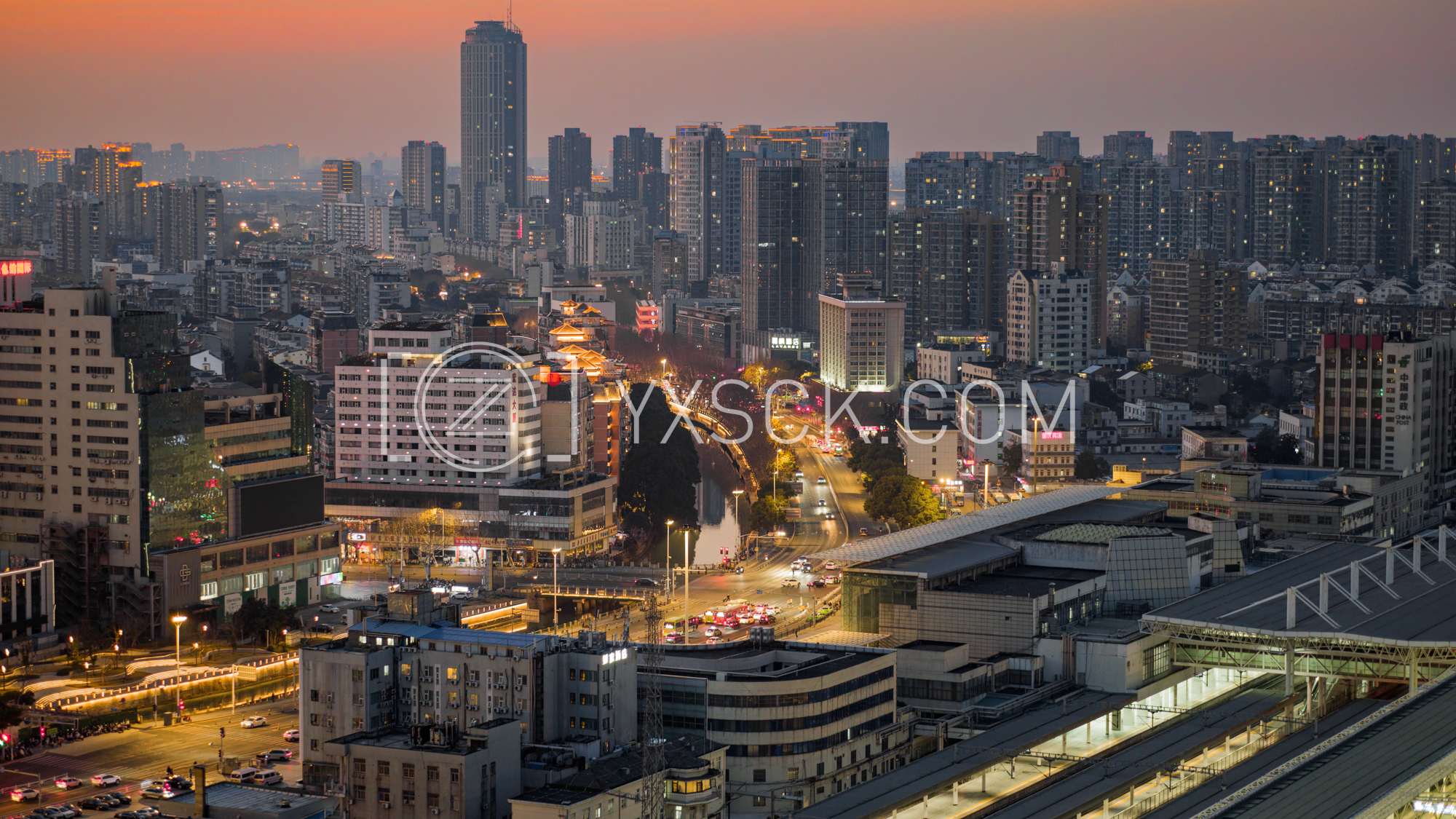 「天宁」关河路夜景