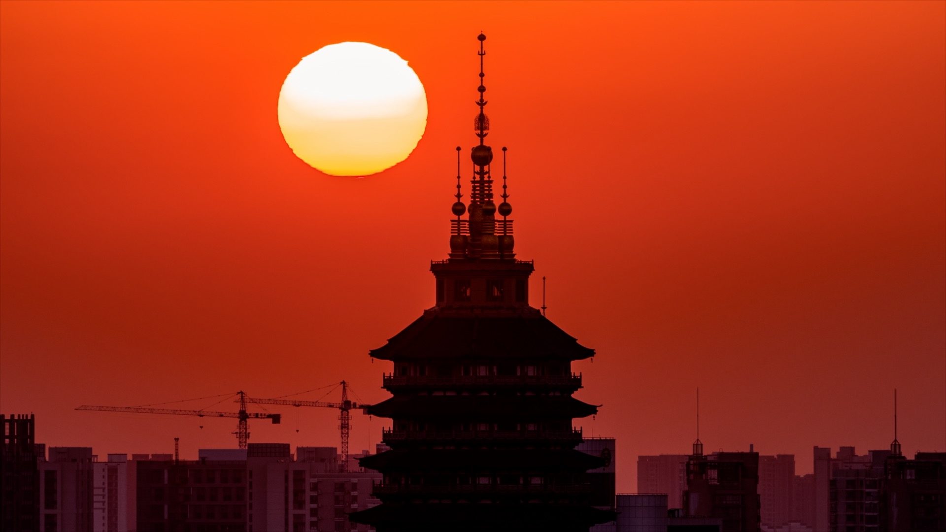 「天宁」天宁宝塔塔尖日落
